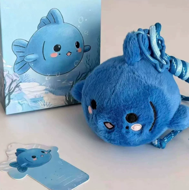 Pangtouzi TOTO Plüschanhänger – Zi Yus kleiner blauer Fisch 🇨🇳 – Bild 4