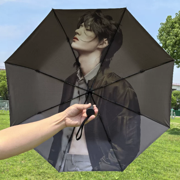 Wang Yibo – vollautomatischer Sonnen- und Regenschirm mit Porträtmotiv – 98 cm 🇨🇳