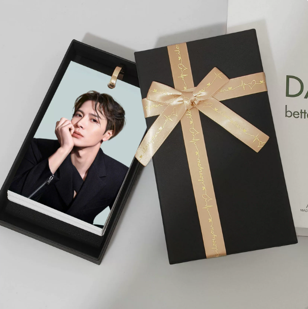 Jackson Wang (GOT7) – Wochenkalender 2027 mit 54 Blättern & Geschenkbox 🇨🇳